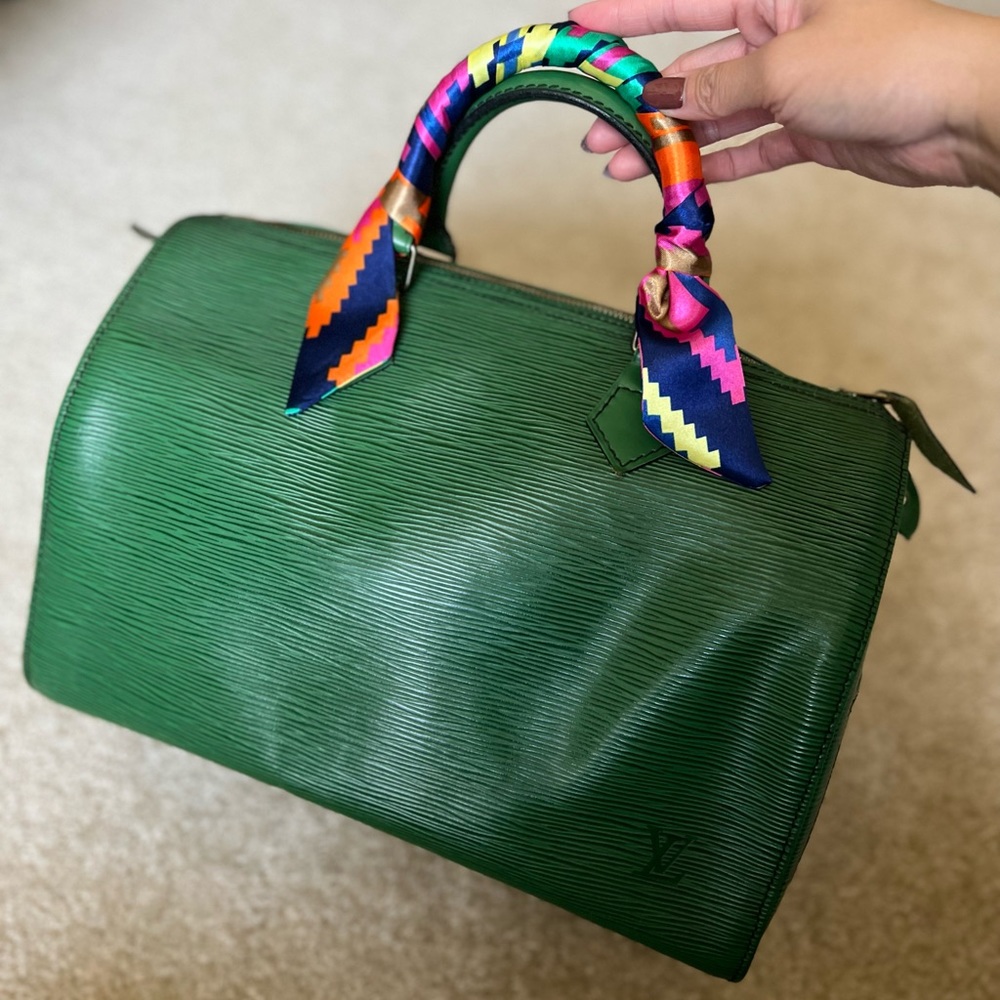 Louis Vuitton Speedy 30 in Green Leather